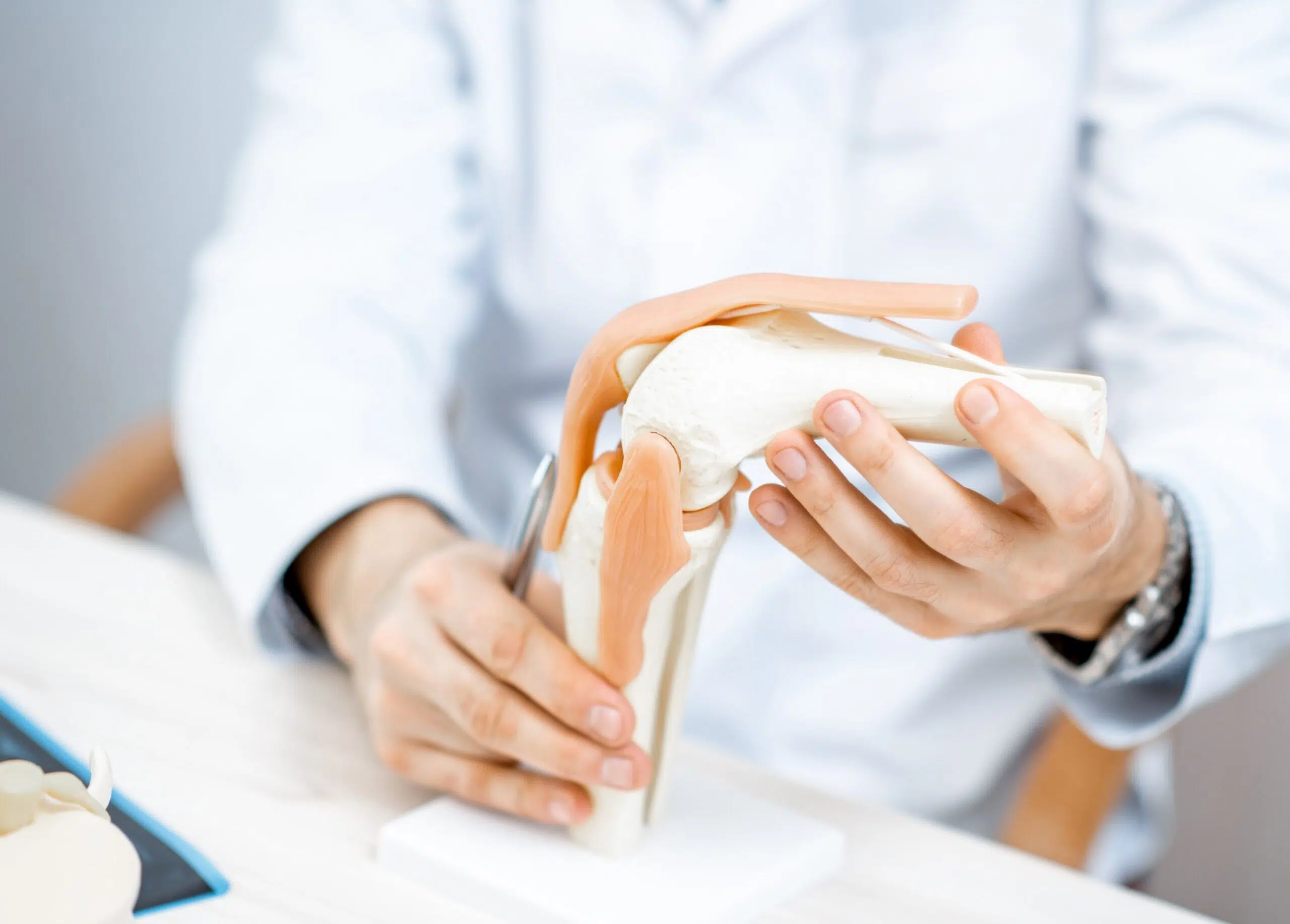 Chirurgie méniscale à Paris | Fissure du ménisque, lésion méniscale | Cabinet de chirurgie orthopédique